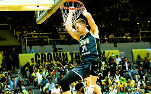 吉爾貝蟬聯DPOY　高國豪入選年度防守第一隊