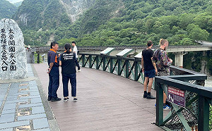 5旬德籍男太魯閣失蹤逾2月 兒花蓮尋親警採DNA建檔