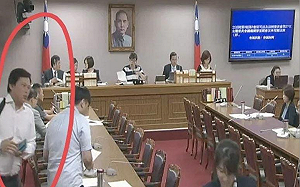 抓到了⋯反擊民眾黨不排審說 王定宇：黃國昌出來打球！