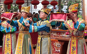 花壇玄門真宗串聯500間宮廟 端午節共同點燃「浩然正氣燈」