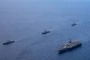 勇敢之盾2024!美軍雙航艦「鎮」南海、菲律賓海 日法加機艦參演