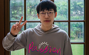 《英雄聯盟》FPX爆衝突！上路選手Xiaolaohu離隊：不想再被威脅所以回家