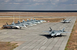 一天內幹掉俄近10%五代戰機?  遠離戰場589公里 傳2架Su-57被烏無人機摧毀