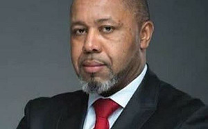 51歲馬拉威副總統等10人搭軍方飛機墜機身亡！前第一夫人也罹難