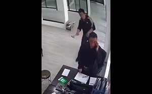 (影) 遭欺壓 中國人民忍不下去了！ 駕車撞死19拆遷人員、鐵鎚擊殺欠薪上司