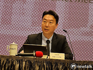 新冠疫情再起!政院:目前仍有297萬劑庫存疫苗 不足再買
