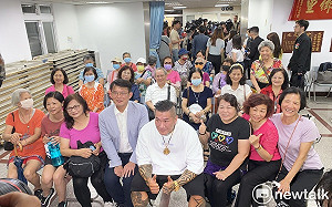 邀館長在新北設銀髮有氧運動班 黃國昌喊：推廣到各區