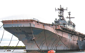 擊沉4萬噸準航母要多少導彈? 美環太軍演要沉它 專家:連核潛艦都出動了