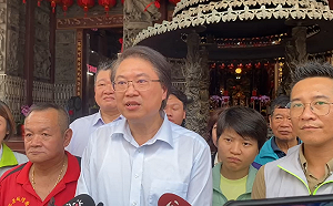 柯文哲喊電視辯論國會濫權 林右昌：在立院辯更省錢