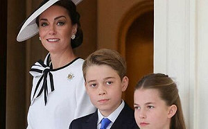 英國凱特王妃出席皇家閱兵儀式  罹癌後首次露面