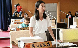 憂心新規定停車亂象擴大 吳佩芸主張退回電動車收費草案