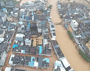 (影) 中國南澇北旱! 福建、廣東做大水多人死亡 黃河河床竟然整個乾了
