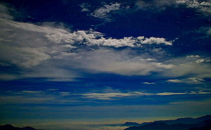 (影)躺在家裡賞銀河星空！台東南橫最高點  4K即時影像正式啟用