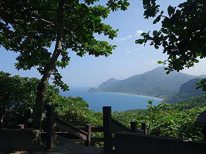 一覽東海岸壯麗海岬!花蓮芭崎休息區  403震後修復完成對外開放