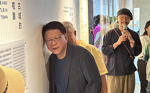恆春文化中心民謠館開幕 潘孟安回鄉談夢想成真