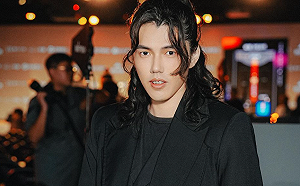 台灣首位訂閱千萬YTR！奇軒開箱「鑽石獎牌」 收益曝光