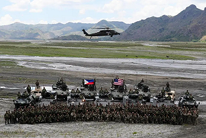 美菲深化軍事合作 飛彈部署及新南海策略引關注