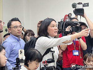中國疑介入台灣政論 陳玉珍闖綠營記者會開嗆 吳崢:國民黨真的急了!