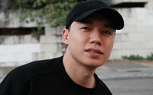 Toyz才入獄又被告！暗指未成年網美「玩4P」 她曬起訴書