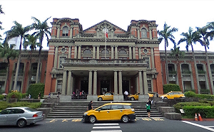 新冠中重症暴增！台大隔離病房統一管理 提升收治效率