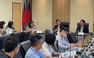 數發部攜手Google和LINE 強化網路防詐措施