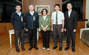 高市府小內閣新首長登門拜會 康裕成：對年輕化團隊充滿期待