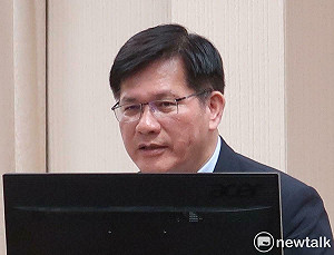 民主基金會執行長「會卡盧業中嗎?」林佳龍:不會