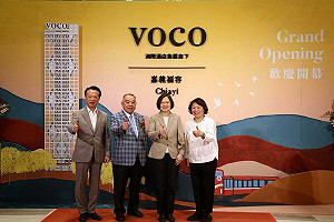 蔡英文卸任後首露面  稱「不能老是躲在家裡」曬貓曬狗