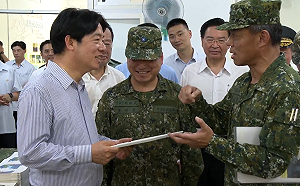 賴清德收44年前結訓成績單   樂見成功嶺設施比當年進步