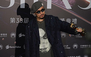 Mc HotDog熱狗奪金曲最佳作詞人！致歉女兒：爸爸今天要喝到早上