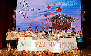 高雄空大畢典「如沐春風」 百歲阿嬤創造生命傳奇