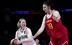 (影)中國女籃新星張子宇擋不住!受訪曝實際身高
