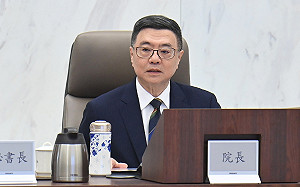 偕同陳世凱、謝子涵談7月新制 卓榮泰允持續推出便民政策