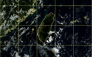 南高屏飆38°C極端高溫 中南部山區午後局部大雨
