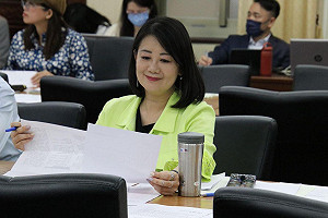藍白頻攻吳思瑤、沈伯洋   賴清德送暖:深化民主的決心不會動搖