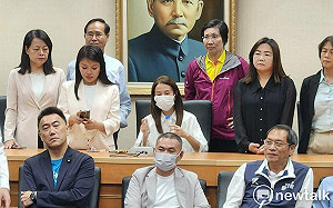 控綠黨團綁架議事人員  高金素梅換會議室沒用宣布散會 