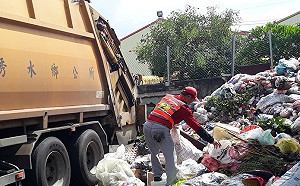塑膠杯、茶葉渣未回收 彰化秀水全鄉垃圾被退運