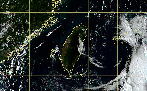10縣市高溫拉警報！冷心低壓接近 中南部小心午後暴雨