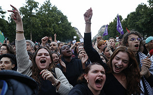 法國會選舉二輪投票大驚奇! 馬克宏棄保操作 左派奪第一 將出現「懸浮議會」