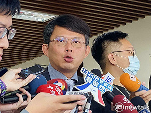 行政院遭控涉鄭文燦案斥「看圖說故事」 黃國昌嗆:無比可笑