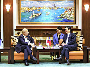 「台日大港水果祭」8月移師高雄    日交台北事務所代表拜會陳其邁