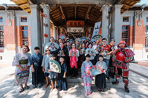 高雄武德殿迎百歲生日    百人齊聚祝願古蹟歷久彌新
