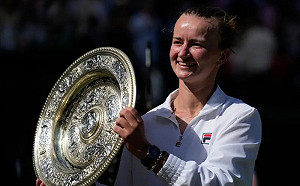  Krejcikova奪女單冠軍！想起恩師淚流滿面