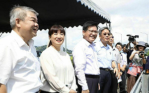 感性談東草屯休息站啟用  林佳龍拚外交也惦記中台灣建設