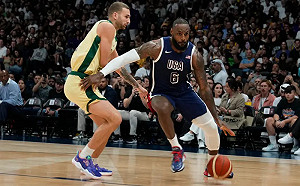 美國一度被追近剩4分！98：92驚險擊敗澳洲