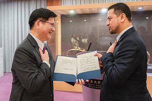 才促台商採購咖啡挺友邦 林佳龍曝與瓜地馬拉議長晚宴互動