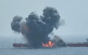 (影) 俄油輪慘遭攔腰炸斷 伊朗軍火船也不見了! 疑胡塞殺紅眼 在紅海亂開轟