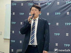 NCC卸任委員示警「新政媒共生集團」 黃國昌嗆:徹底戳破綠國王新衣