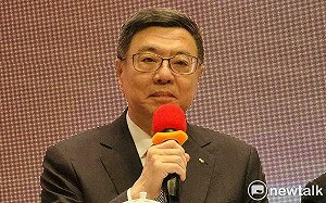 卓揆:落實「0-6歲國家一起養2.0」  助年輕人願婚、敢生、樂養