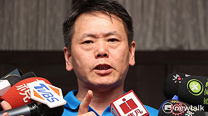 椅子陣阻林全成功 林為洲：今晚夜宿議場